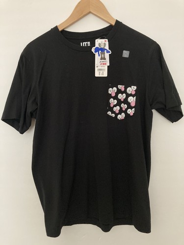 Kaws uniqlo bff pocket tee - kaws,