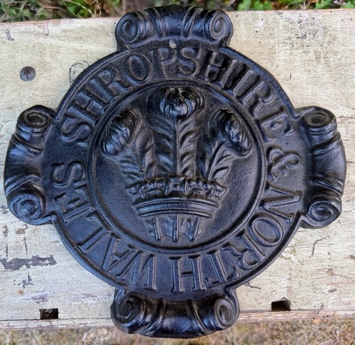 Fire insurance plaque cast - fire,