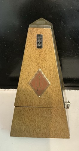 Vintage wittner pyramid - wittner,