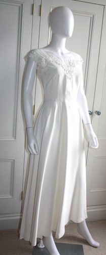 Vintage 1940s dress - fit, and