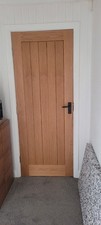 2 x Wickes Geneva Oak Veneer Solid Core Doors, 1981  x 762 & 2 New Handles Packs