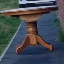 PEDESTAL TABLE COLUMN FOUR LEG