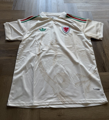 Wales away shirt - wales,