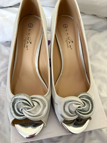 Lunar elegance ivory silver - lunar,