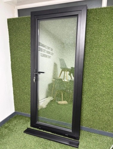 Black aluminium single glass - black,