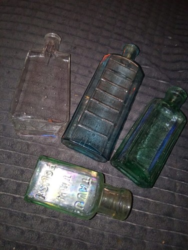 Vintage green glass bottles - 4,