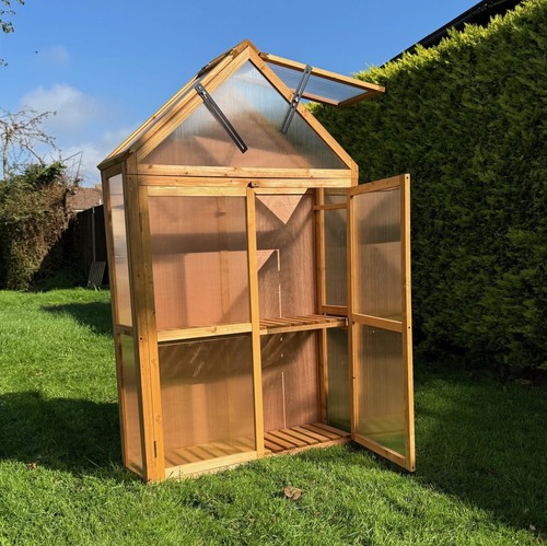 Wooden polycarbonate apex - polycarbonate,