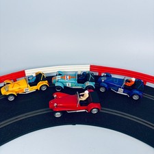 SCALEXTRIC CATERHAM SUPER 7 X2