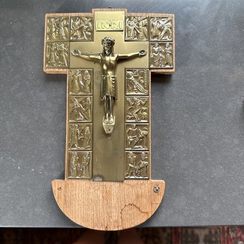 Vtg crucifix with - vtg, of