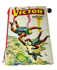 Book The Victor Book for Boys 1969 Vintage ra