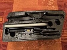 VOLKSWAGEN GOLF CAR JACK TOOL