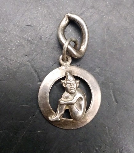 Vintage silver pendant - vintage,