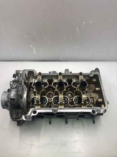 Cylinder head for daihatsu - cylinder,