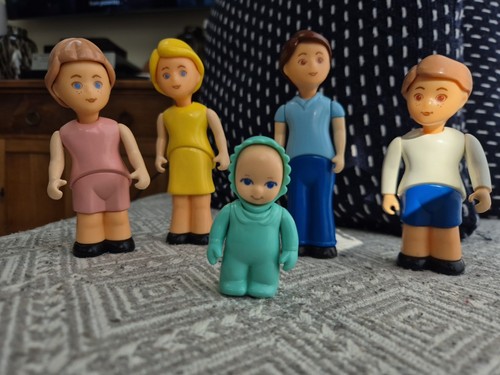 Little tikes dollhouse family - tikes,