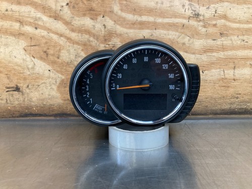 Mini cooper dials speedometer