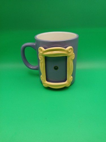 Peephole frame mug from - frame,