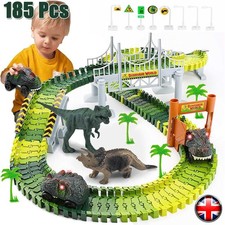 185pcs Plastic Dinosaur Race