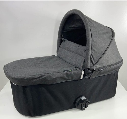 Brand new baby jogger deluxe - new,
