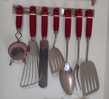 Red Skyline 8 pcs 1940 utensil