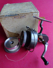 A VERY GOOD BOXED VINTAGE HARDY ALTEX NO.3 MK.V THREADLINE SPINNING REEL + S.S