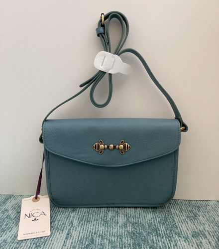 Unusual nica alana - unusual,
