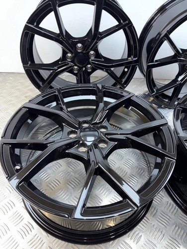 Set vw polo estoril - 17",