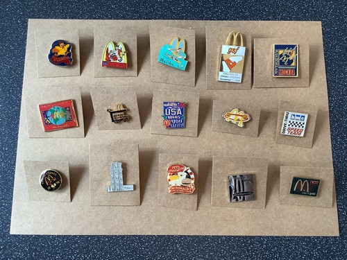 Pin badge vintage - badge, vintage,