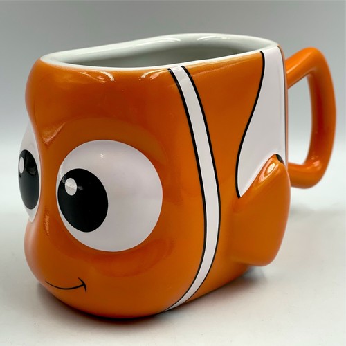 Disney finding nemo 3d - •,