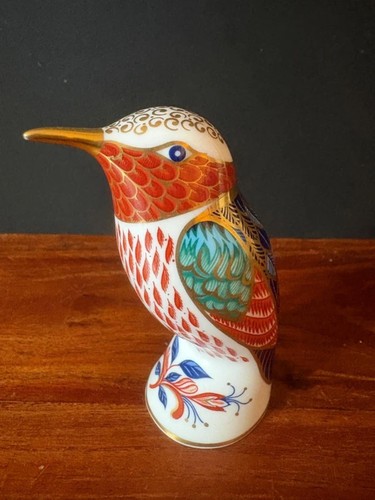 Royal crown derby hummingbird - crown,