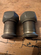 M35 Reo , M35A2,  Rear Wheel