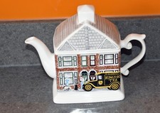 Wade Ringtons Tea 1950s collectors Teapot 12 cms high made 1993