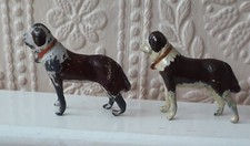 2 SMALL CAST METAL  ST BERNARD DOGS ST BERNARD DOG ORNAMENT