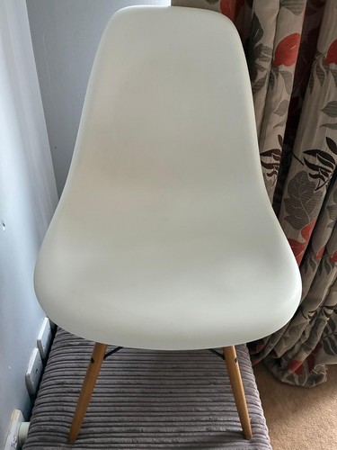 Authentic vitra eames - x,