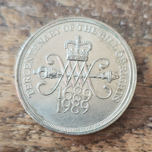 1989 two pounds coin - two,