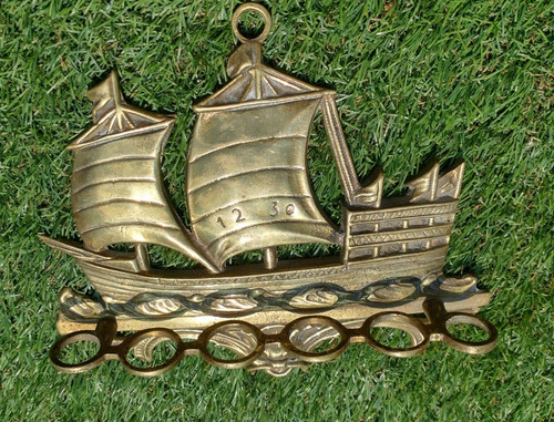 Brass pipe rack with - with, galleon