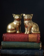 Vintage 1970's Solid Brass Cat Statues~Paperweight set of 2 h: 12 cm w: 9cm