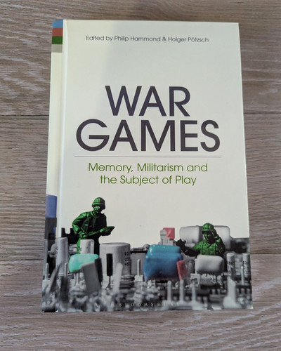 War games hardback memory - games,