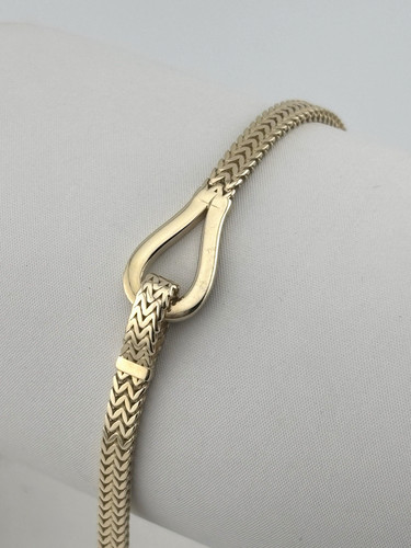 9ct yellow gold ladies hook - yellow,