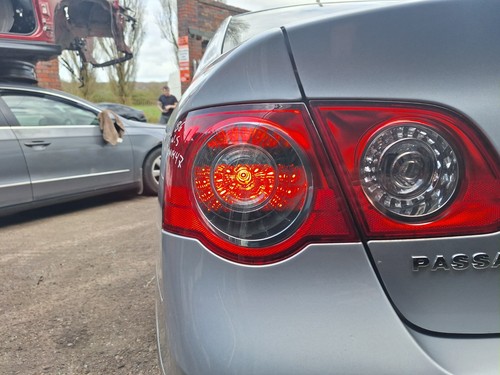 Passat saloon passenger - b6,