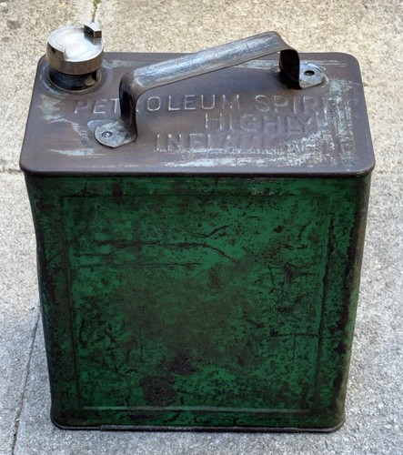 Vintage gallon petrol - 2, oil