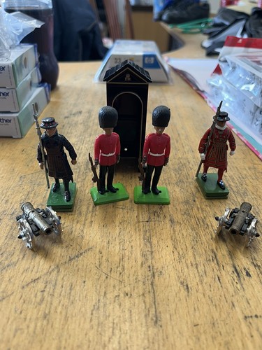 Britain lead toy - lead,