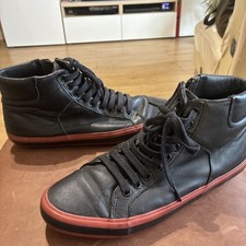 Camper Men’s Portol Ankle Boots In black & RedSize 9 Side Zipper Quality Leather