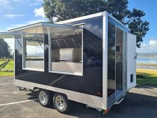 Commercial Twin Axle Mobile