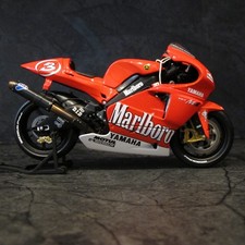 Minichamps Yamaha YZR-M1 Max Biaggi Full decals (rare)