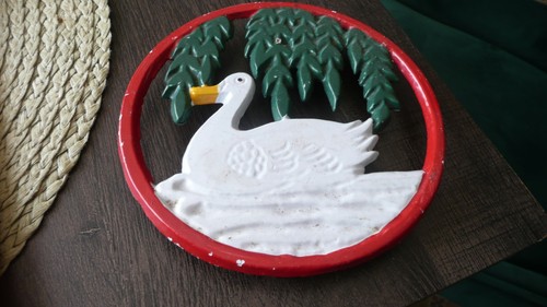 Cast iron trivet swan - cast, trivet-swan