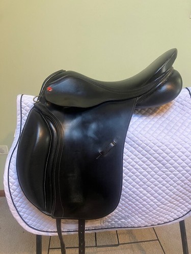Albion dressage saddle 5 - albion,