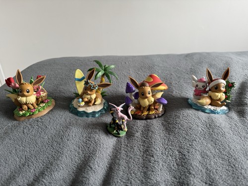 Eevee pokémon centre - pokémon,