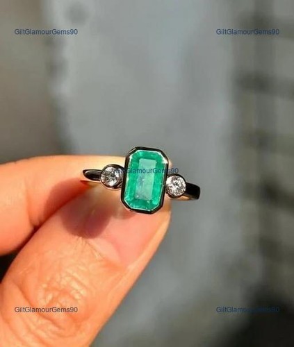 Natural green emerald - 3.24,