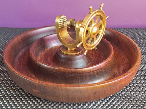 Large vintage 1970 teakwood - large,