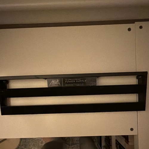 Pedal board with power - board,
